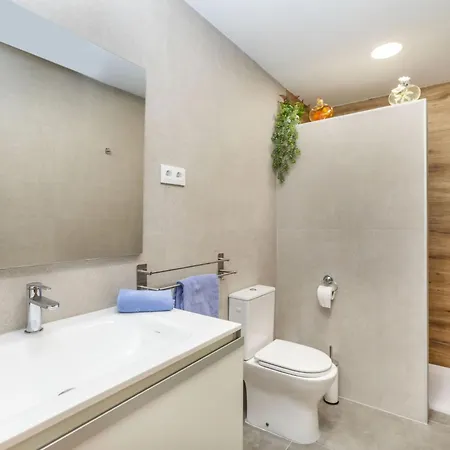 Aguilera By Interhome Massanet De La Selva